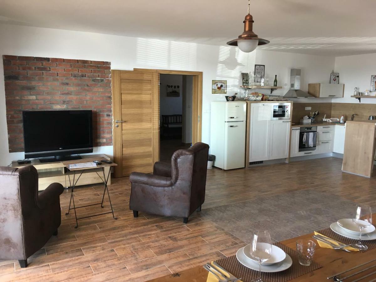 U Floderu Guest House Bavory Екстериор снимка