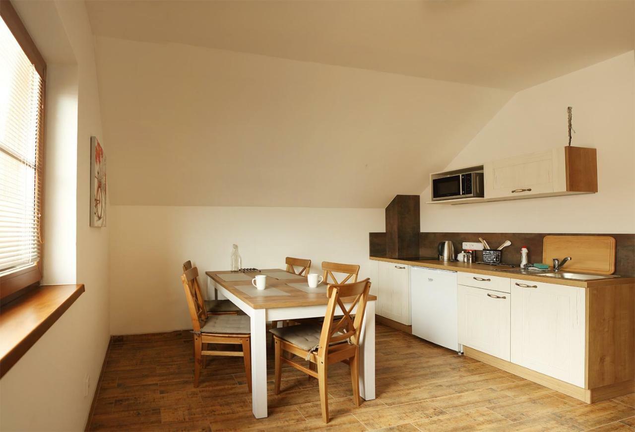 U Floderu Guest House Bavory Екстериор снимка